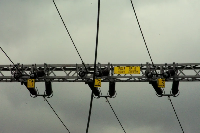 Linie energetyczne też mogą być minimalistyczne