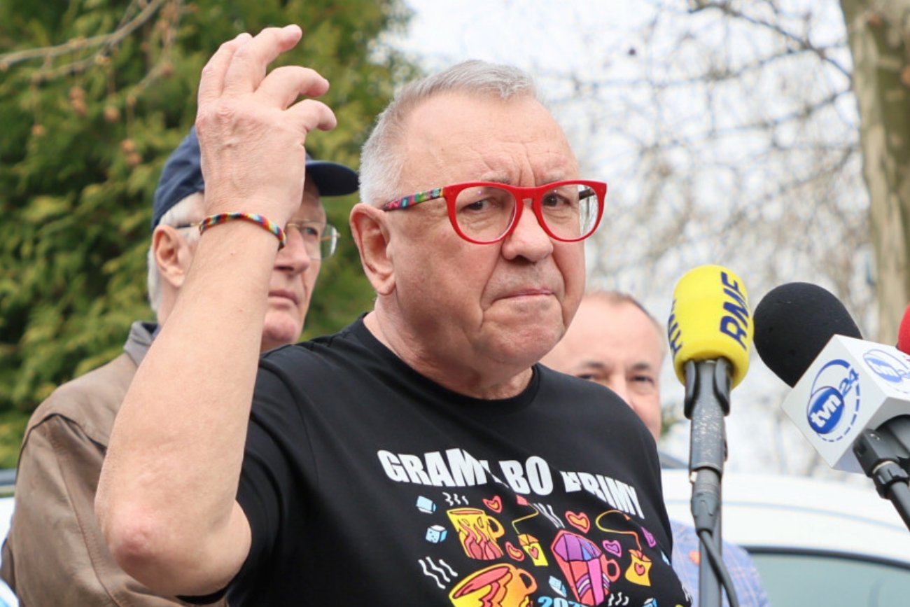 Zniszczono dom Owsiaka. Ks. Lemański oferuje pomoc.