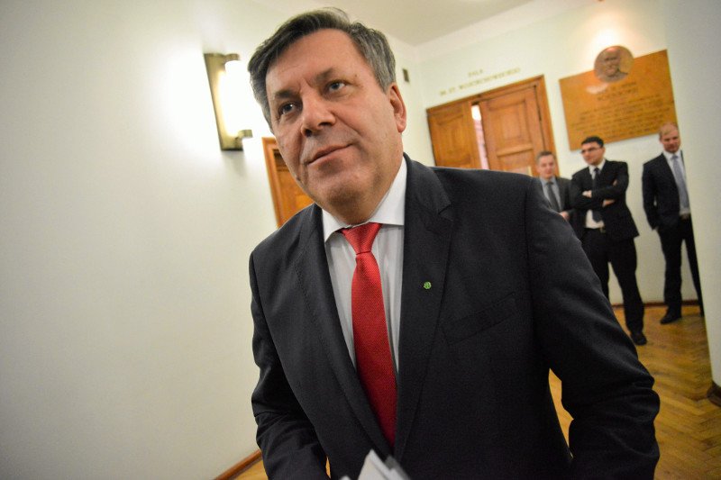 Czy prokuratura postawi zarzuty byłemu wicepremierowi?