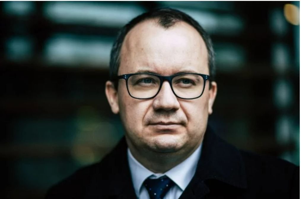 Prezes Trybunału Konstytucyjnego Julia Przyłębska zarządziła przerwę w rozprawie dotyczącej przedłużenia kadencji Rzecznika Praw Obywatelskich Adama Bodnara.