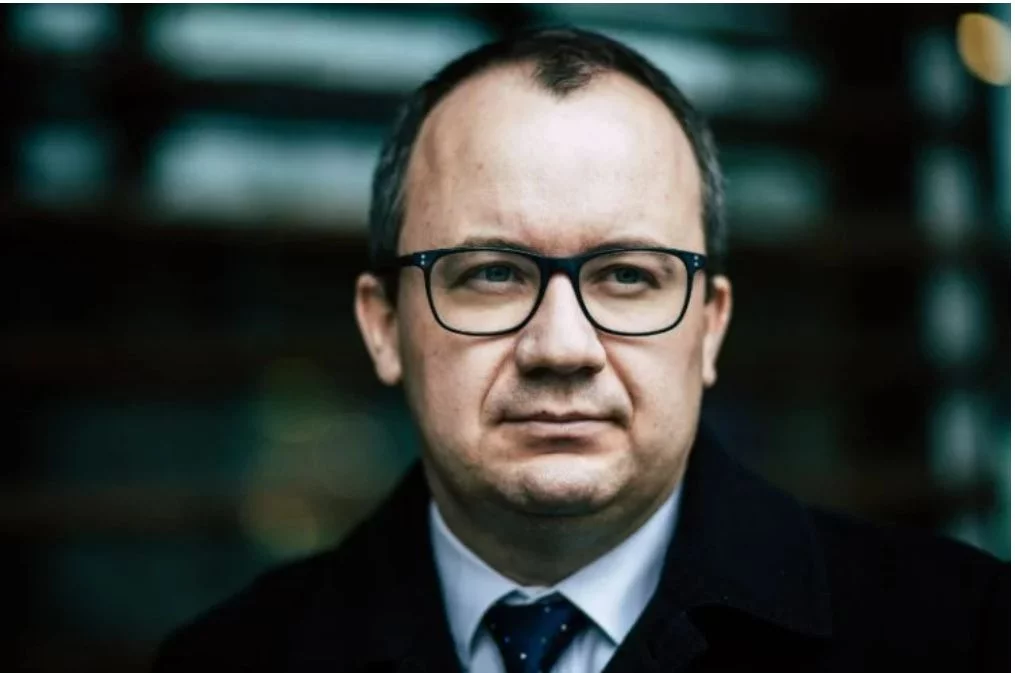 Prezes Trybunału Konstytucyjnego Julia Przyłębska zarządziła przerwę w rozprawie dotyczącej przedłużenia kadencji Rzecznika Praw Obywatelskich Adama Bodnara.