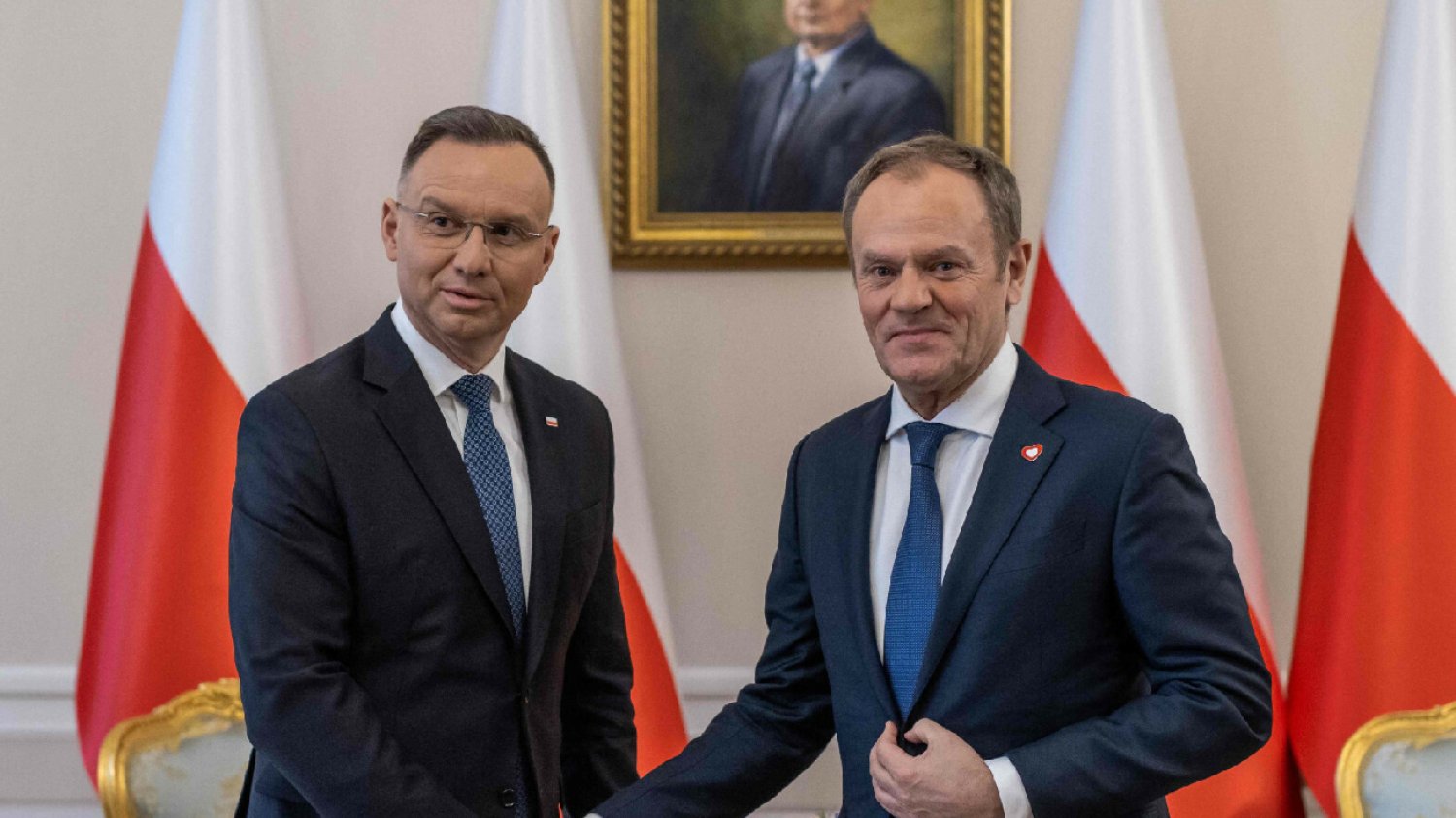 Sondaż daje Dudzie jasny sygnał. Tak Tusk może wygrać wybory.
