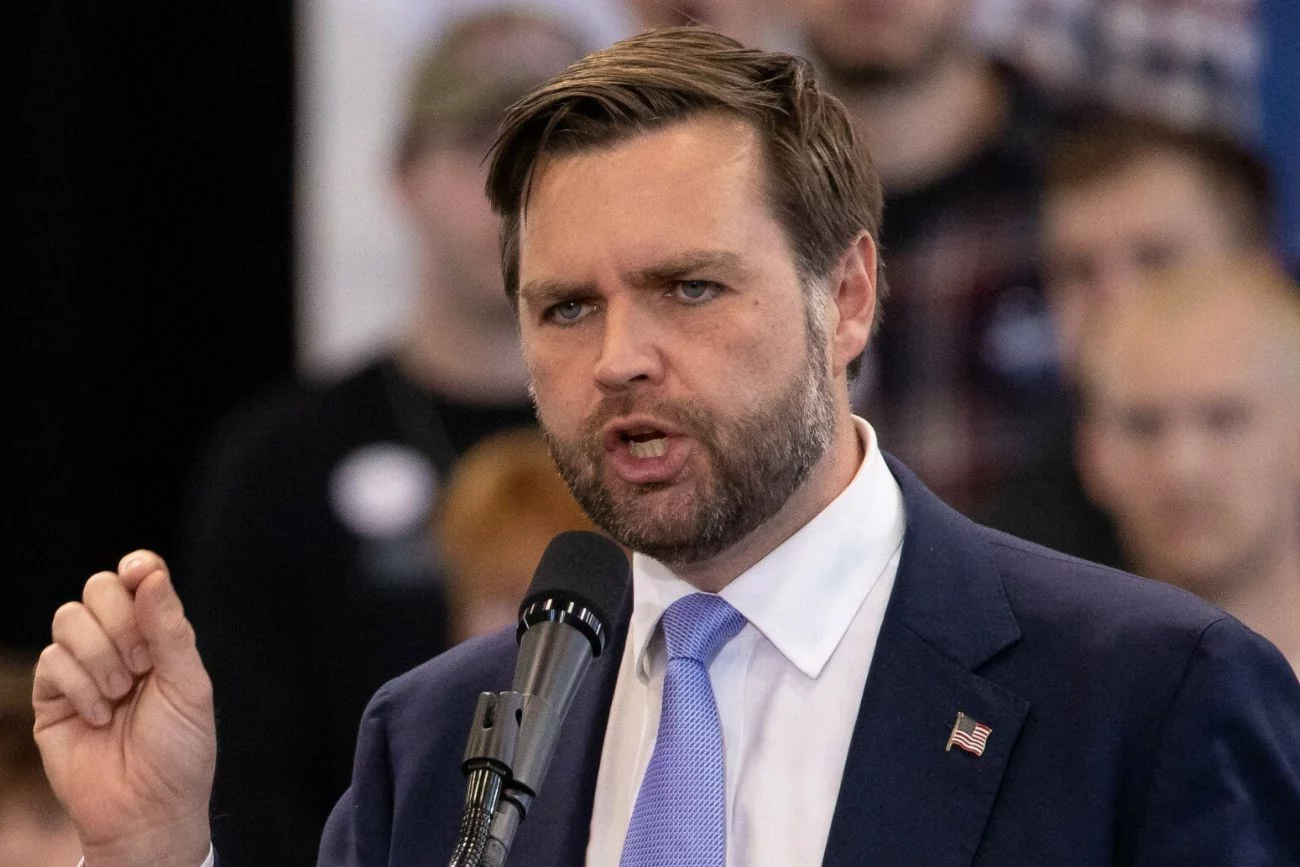 Według wiceprezydenta USA rozmowy z Ukrainą nadal są możliwe. Jest tylko jedno "ale". Wiceprezydent USA o rozmowach z Ukrainą. Zełenski musi spełnić te warunki.