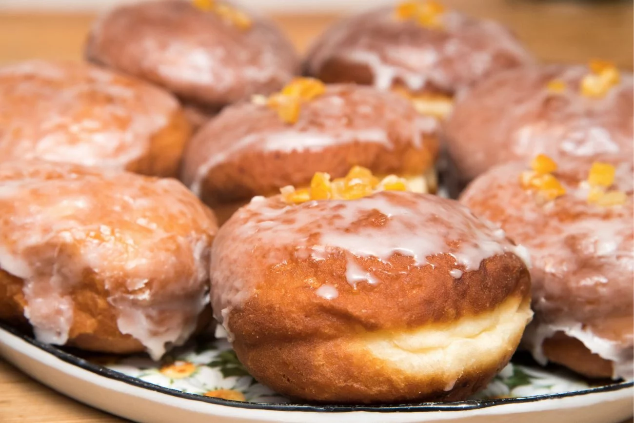 Przepis na pączki.