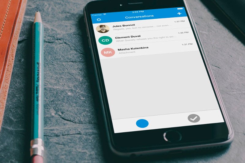 Signal Private Messenger to obecnie aplikacja pozwalająca najlepiej przeciwstawić się inwigilacji. Pozwala na prowadzenie szyfrowanych rozmów telefonicznych i szyfrowaną wymianę wiadomości tekstowych, oraz multimedialnych.