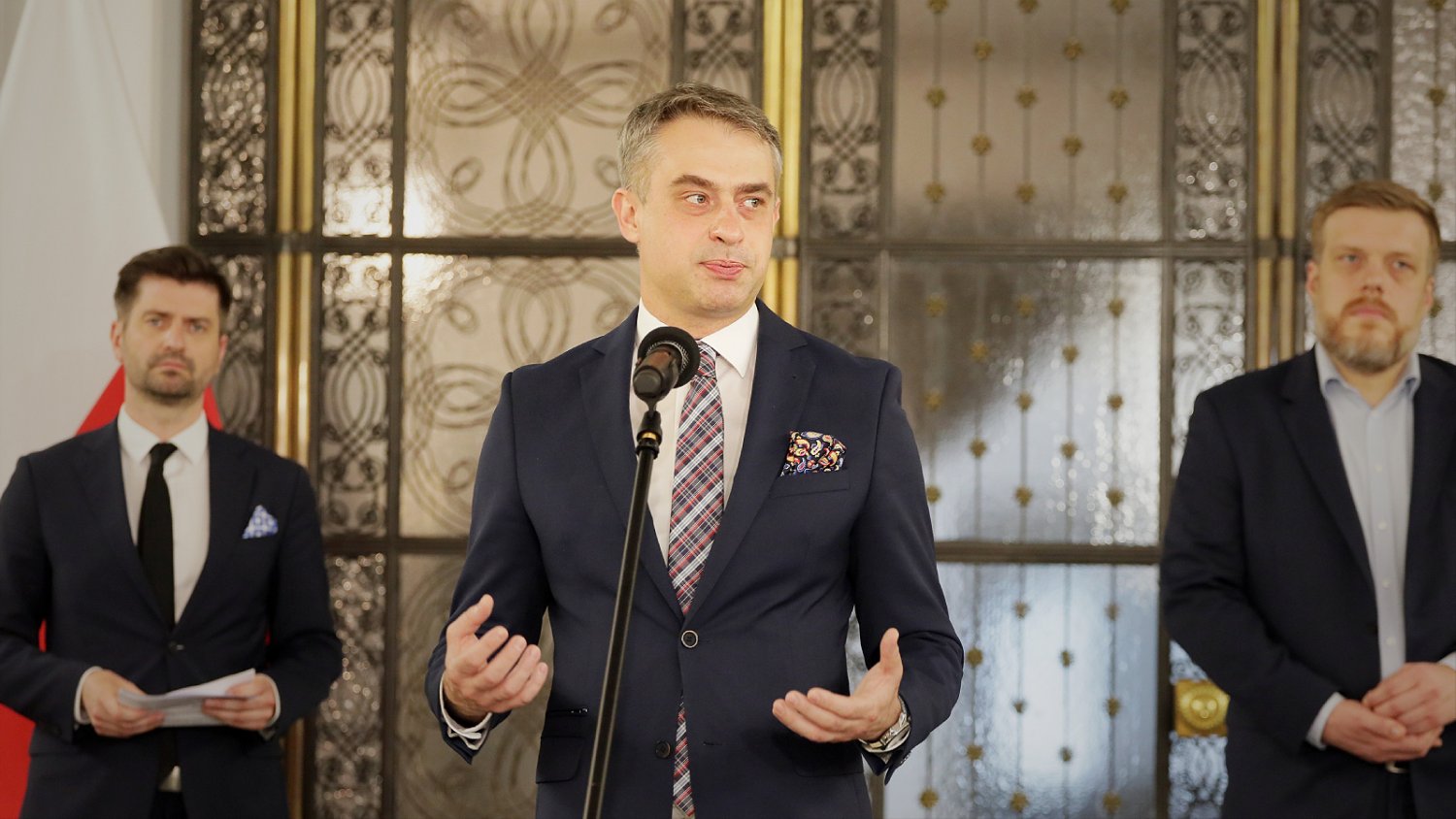 Szef klubu parlamentarnego Lewicy Krzysztof Gawkowski udzielił wywiadu naTemat.pl.