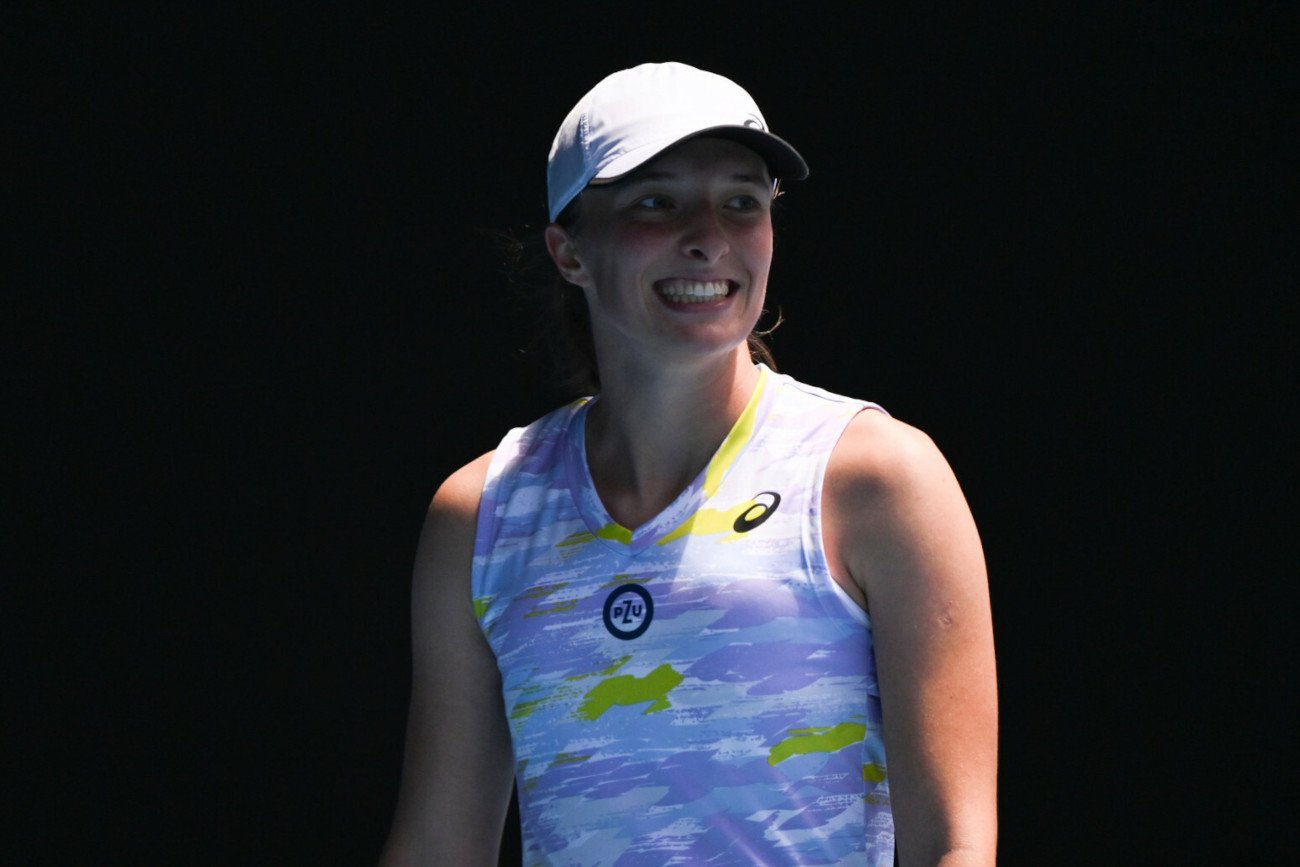 Iga Świątek w środę awansowała do półfinału Australian Open. Polka rozegrała morderczy pojedynek z Kaią Kanepi.