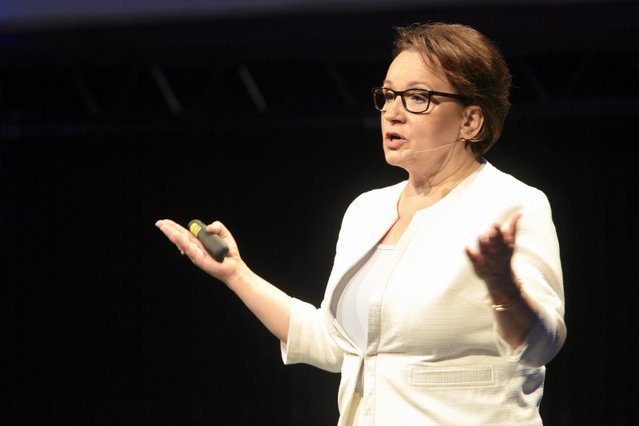 Minister Anna Zalewska ciągle nie odpowiada na wszystkie pytania dotyczące  reformy edukacji.