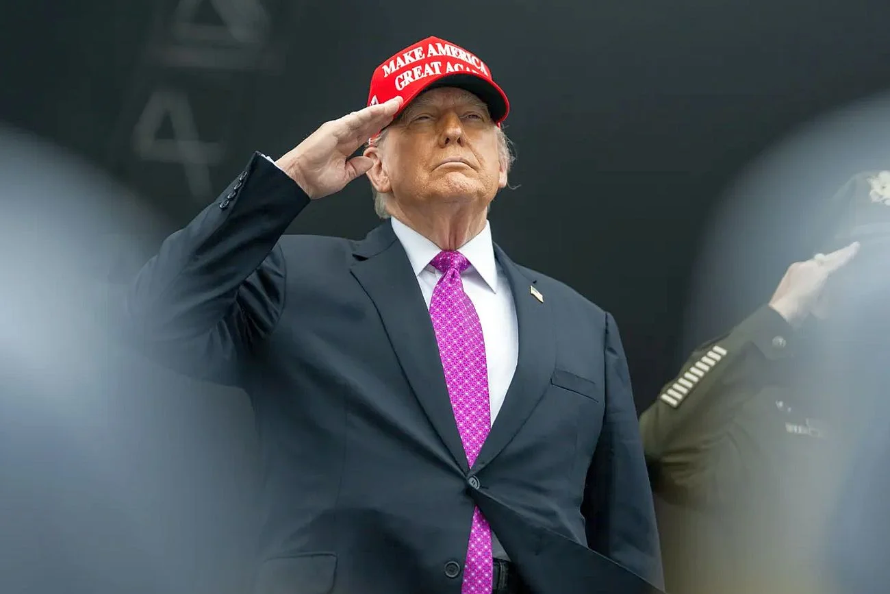 Trump gratuluje Nawrockiemu Trump gratuluje Nawrockiemu