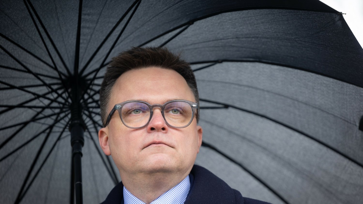 Felieton Tomasza Lisa o Szymonie Hołowni.