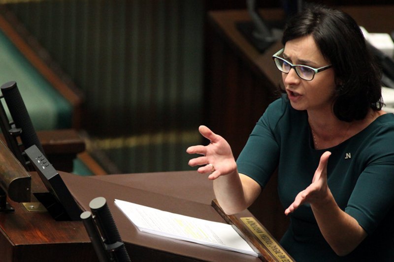 Posłanka Nowoczesnej oskarża Jarosława Kaczyńskiego o podsycanie konfliktu.