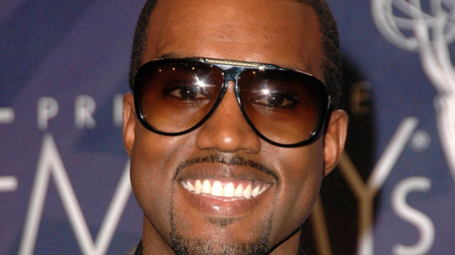 [url=http://shutr.bz/1cogatq]Kanye[/url] West został oskarżony o antysemityzm