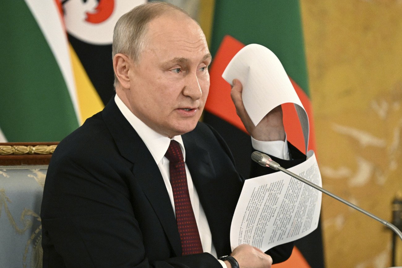 Władimir Putin podpisał nową ustawę. Chodzi o małżeństwa i kwestie płci Władimir Putin podpisał nową ustawę. Chodzi o małżeństwa i kwestie płci