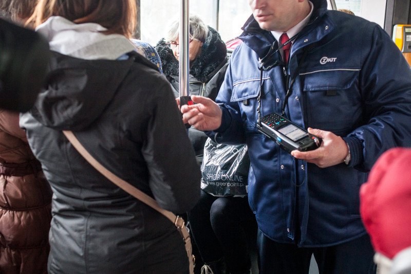 Do przedawnienia mandatu za brak biletu dochodzi po roku.
