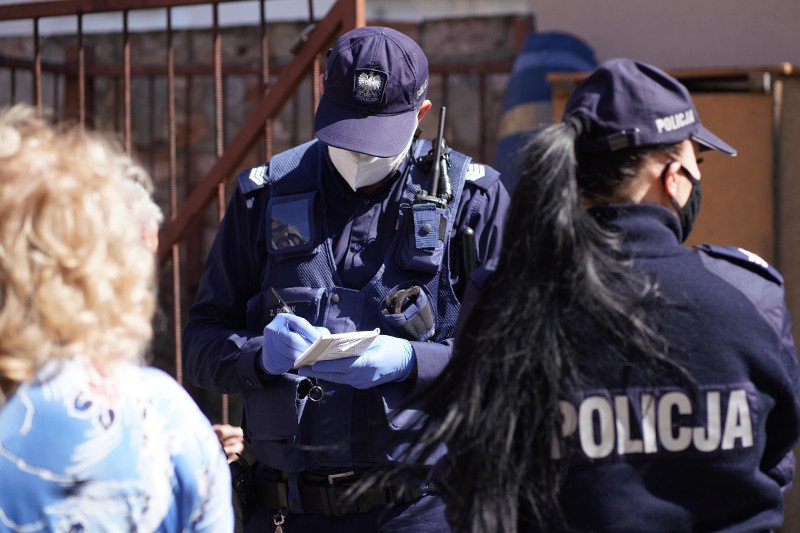 Kiedy koniec obostrzeń związanych z epidemią koronawirusa?