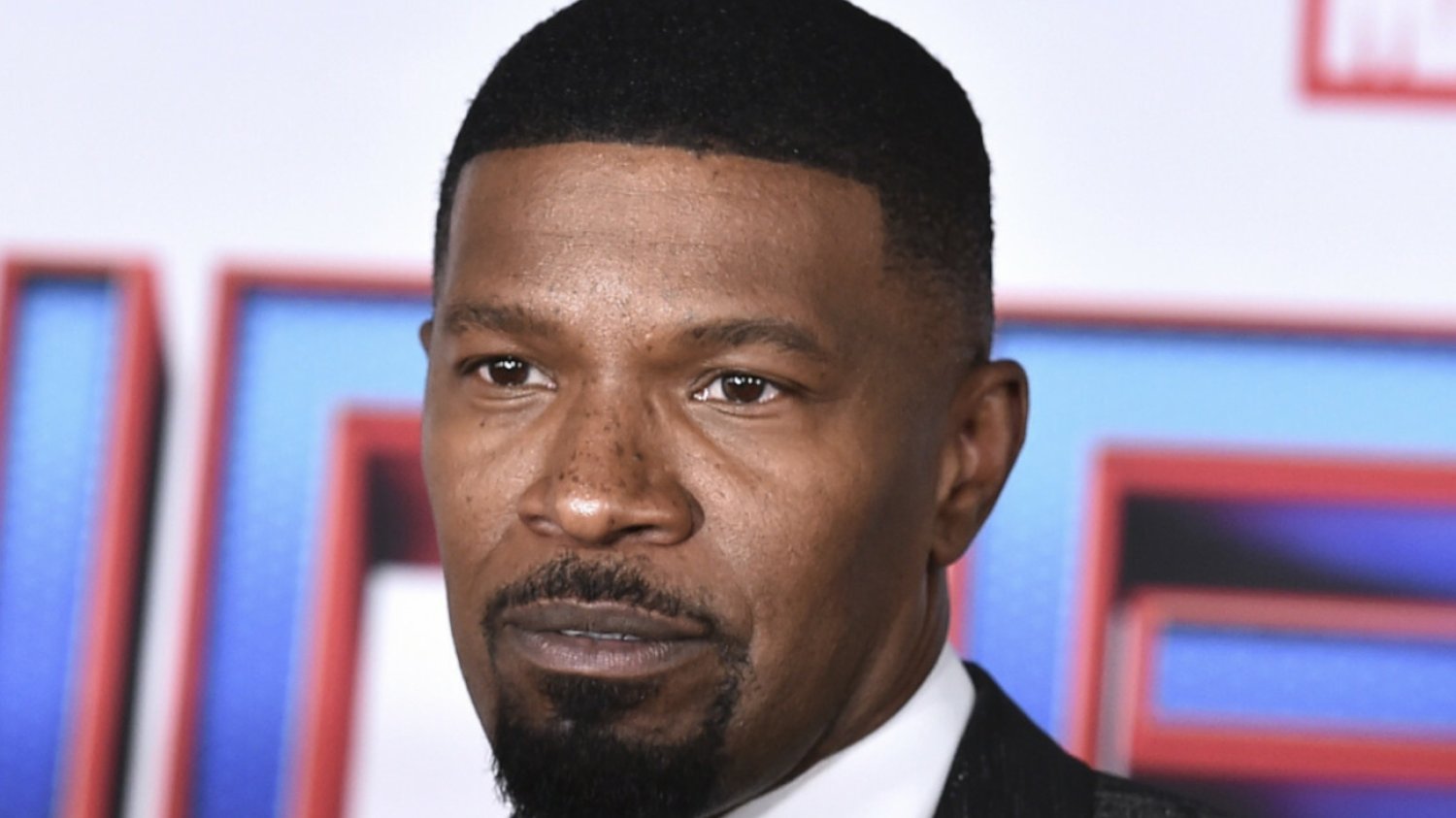 Jamie Foxx miał wypadek na planie filmowym.
