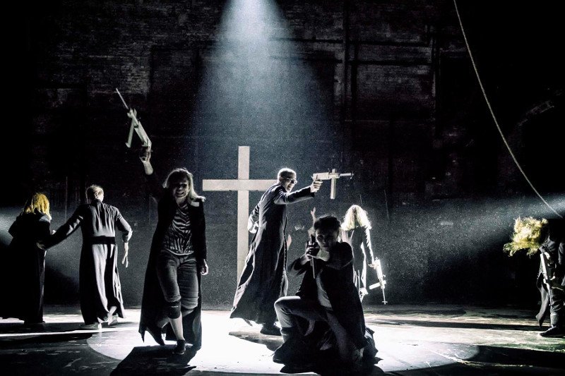 Wróciła sprawa Olivera Frijicia i spektaklu "Klątwa".