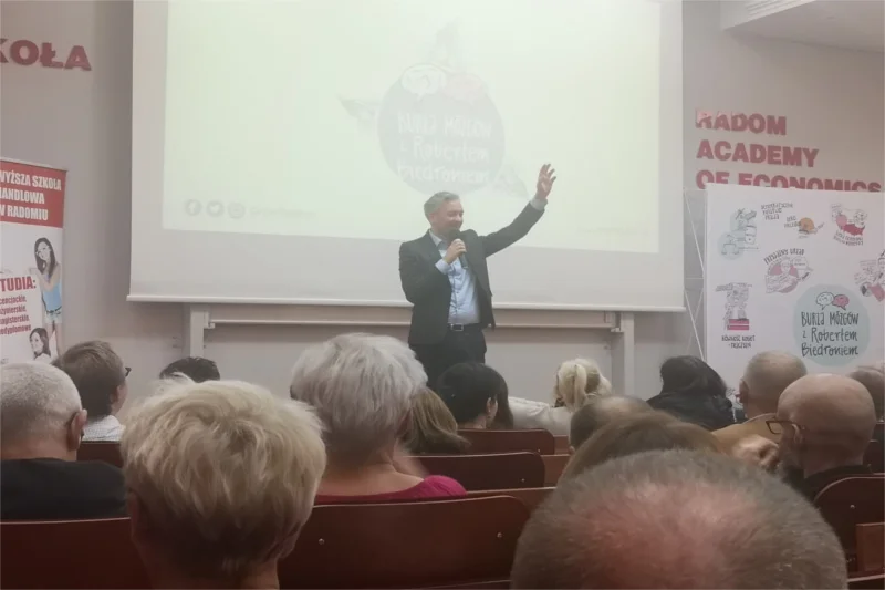 Biedroń w Radomiu tryskał optymizmem.