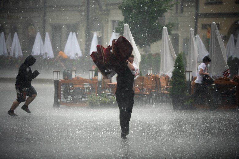 IMGW wydało alerty ostrzegawcze dla czterech województw.