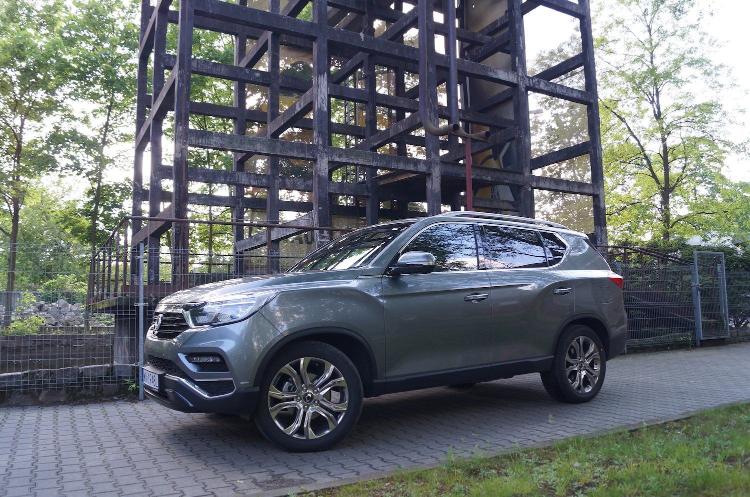 SsangYong Rexton to bardzo komfortowy SUV od koreańskiego producenta.