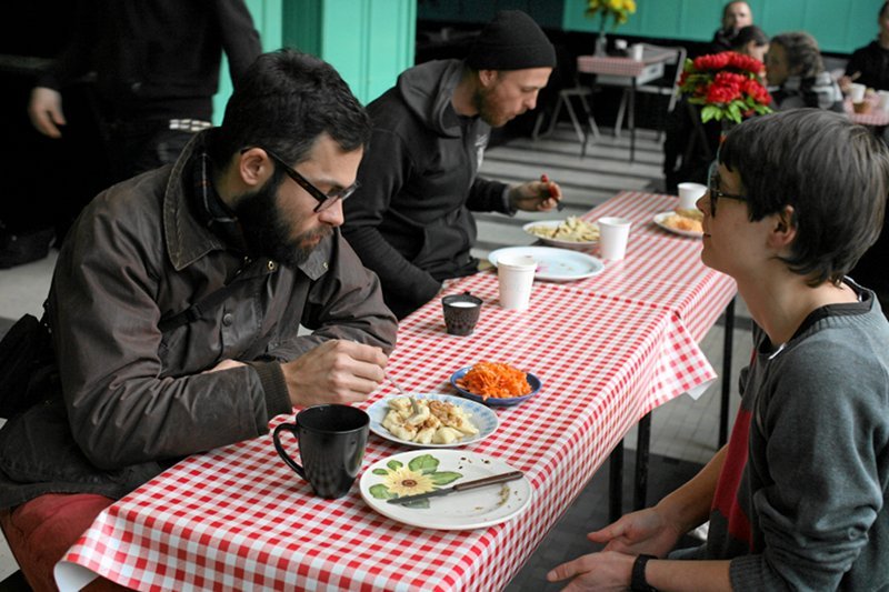 Społeczne otwarcie Prasowego w grudniu 2011 – hipsterzy gotują hipsterom?