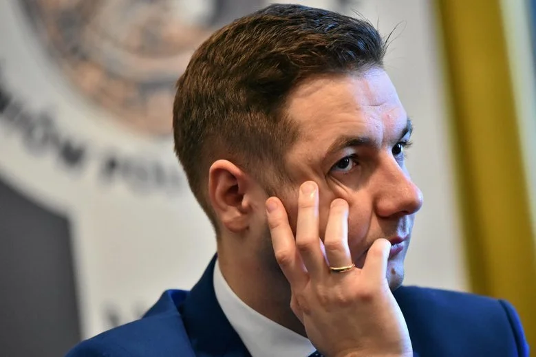 Patryk Jaki w TVN24 dyskutował o LGBT i puściły mu nerwy.
