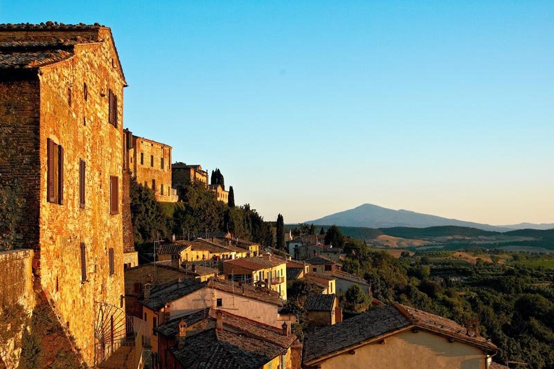 Kiedyś każda wioska w Toskanii zostanie wystawiona na sprzedaż?