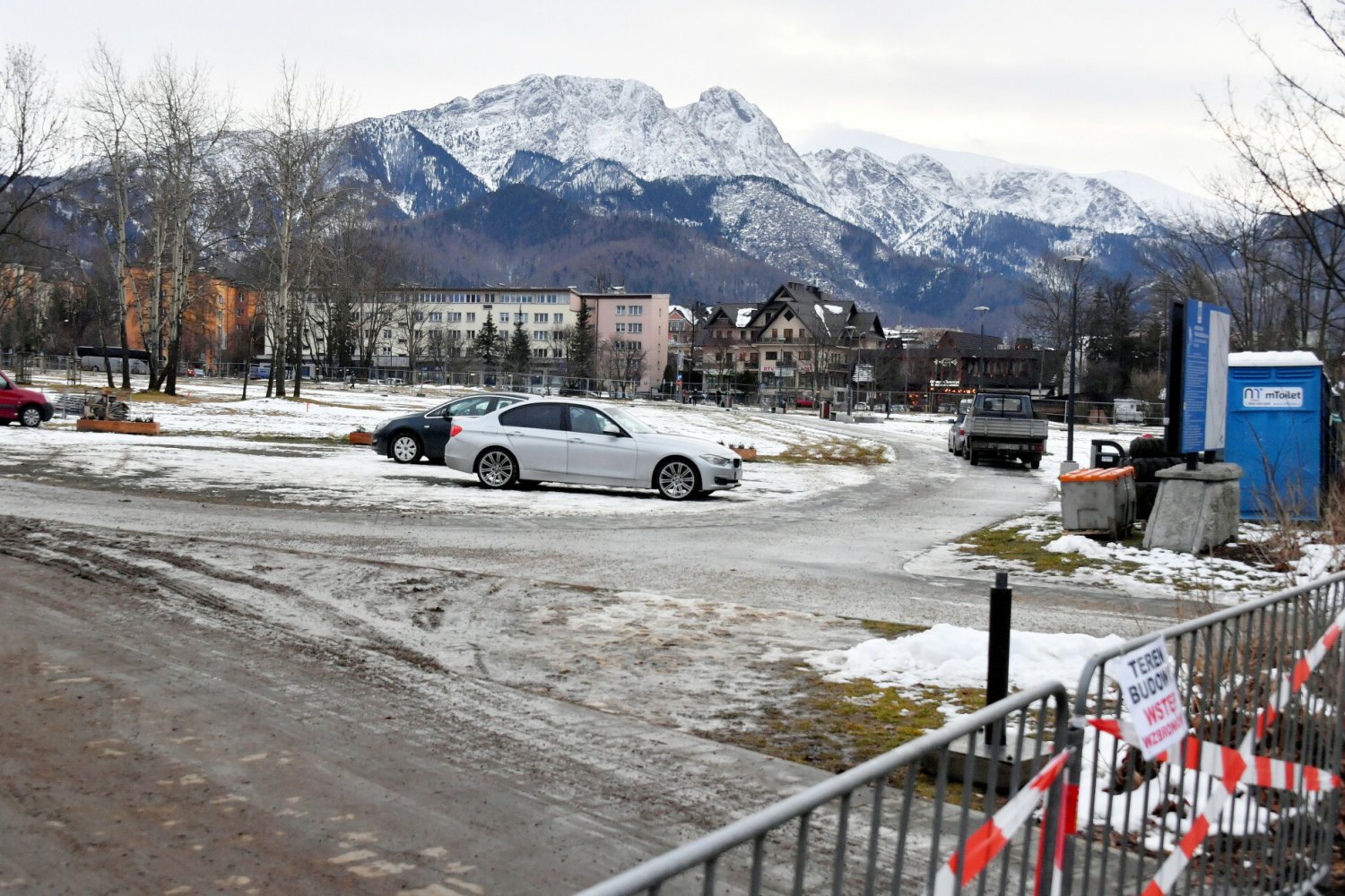W Zakopanem powstaje scena na Sylwester organizowany przez TVP.