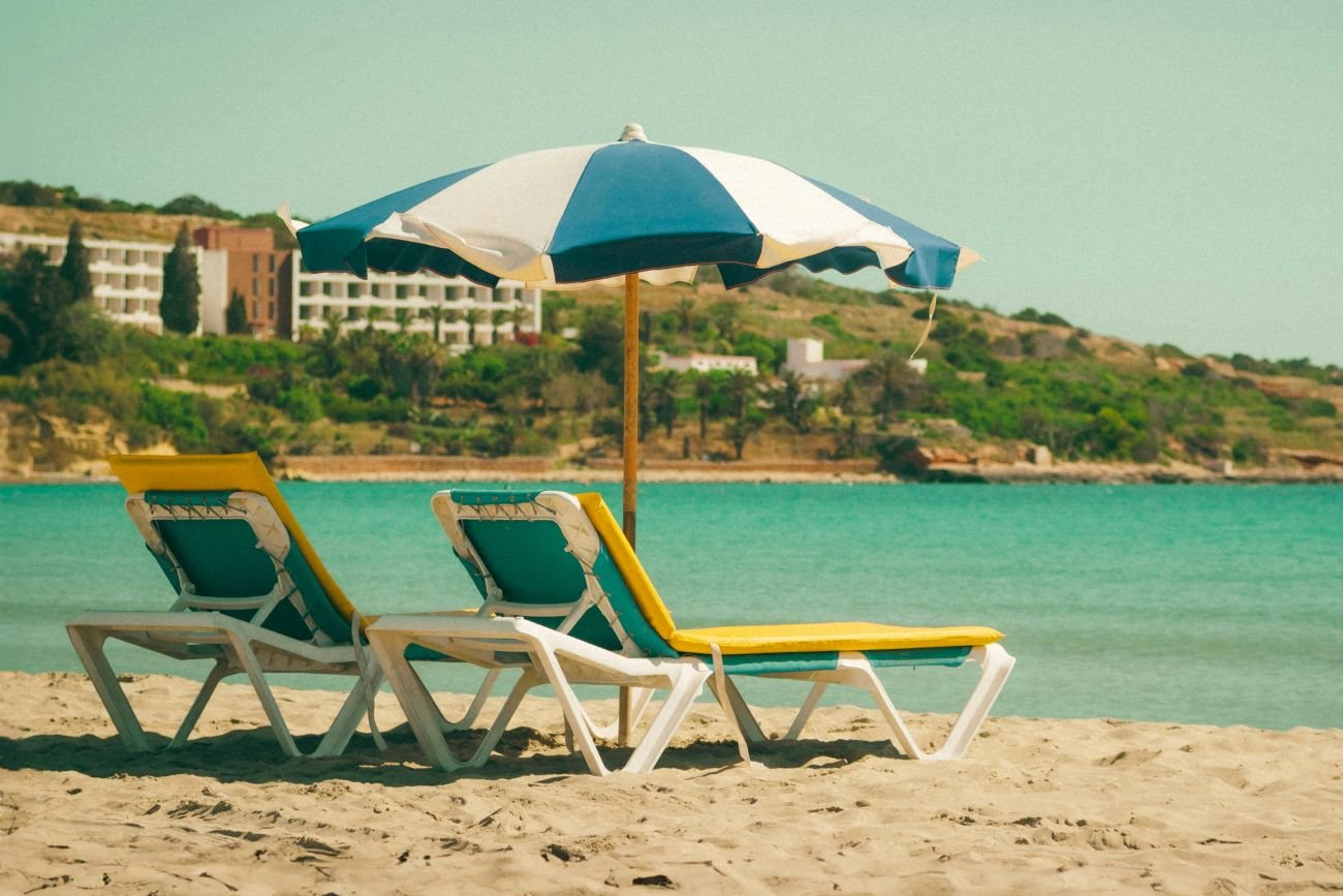 60 euro za leżak na plaży? choćby Włosi mają już tego dość