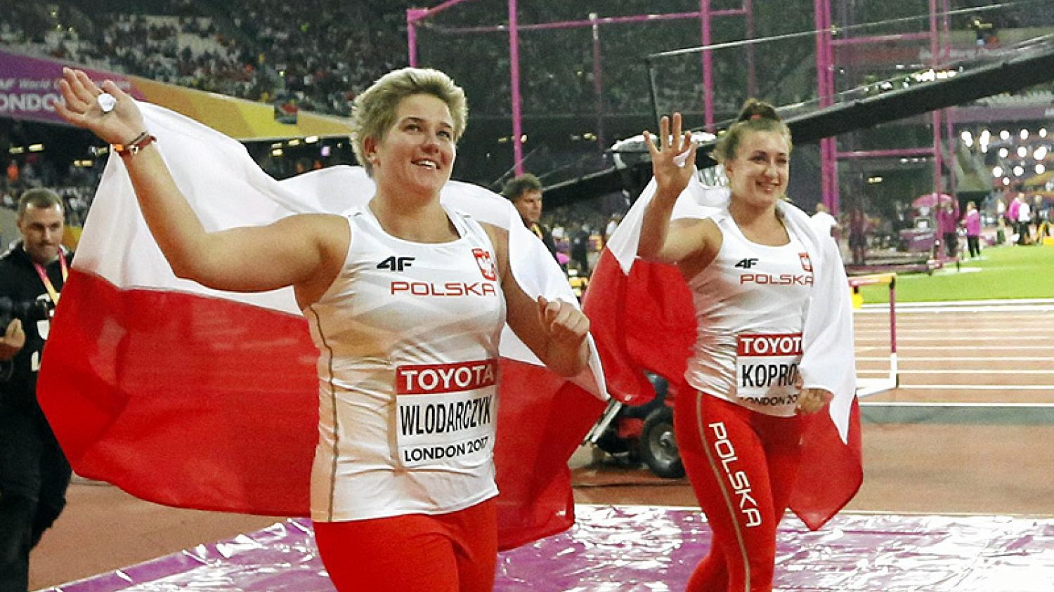 Anita Włodarczyk zdobyła złoty, a Malwina Kopron brązowy medal na lekkoatletycznych mistrzostwach świata w Londynie.
