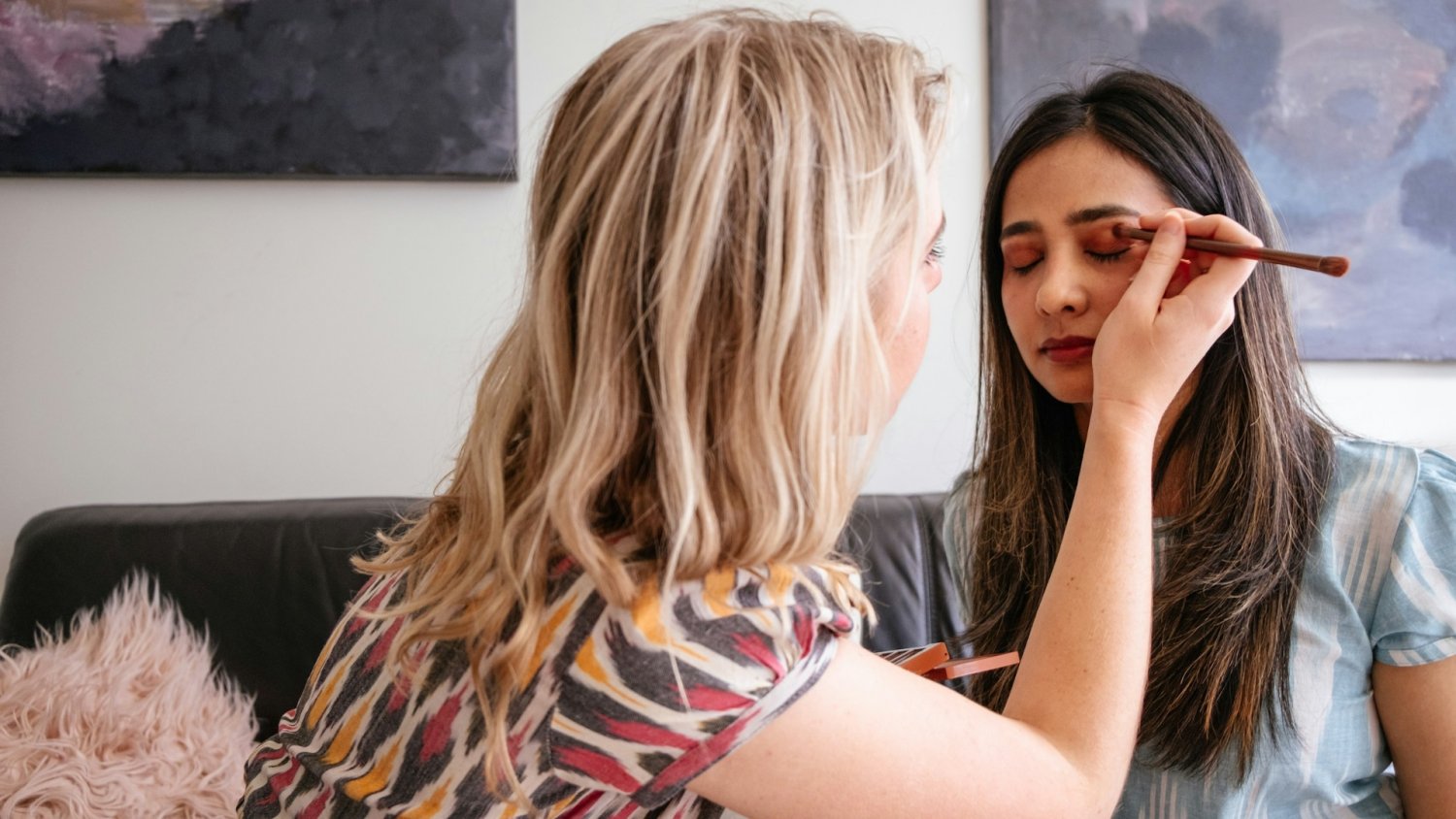 Niektóre kosmetyki znikną z półek. Sprawdź, czy ich używasz i sobie szkodzisz