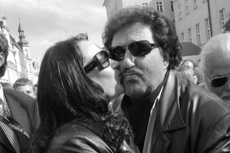 Krzysztof Krawczyk przed śmiercią pożegnał się z żoną Ewą. Zdjęcie wykonano w 2005 r. w Opolu.