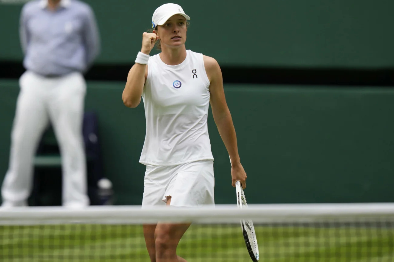 Iga Świątek w III rundzie Wimbledonu. Polka pokonała Sarę Sorribes Tormo