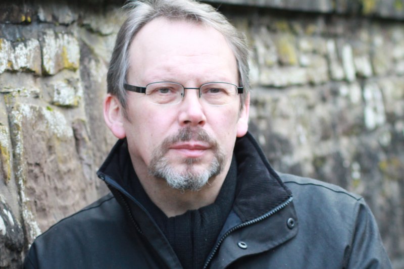 "Czynnik diabła" to najnowszy, przerażający thriller autora bestsellerowych kryminałów Craiga Russella.