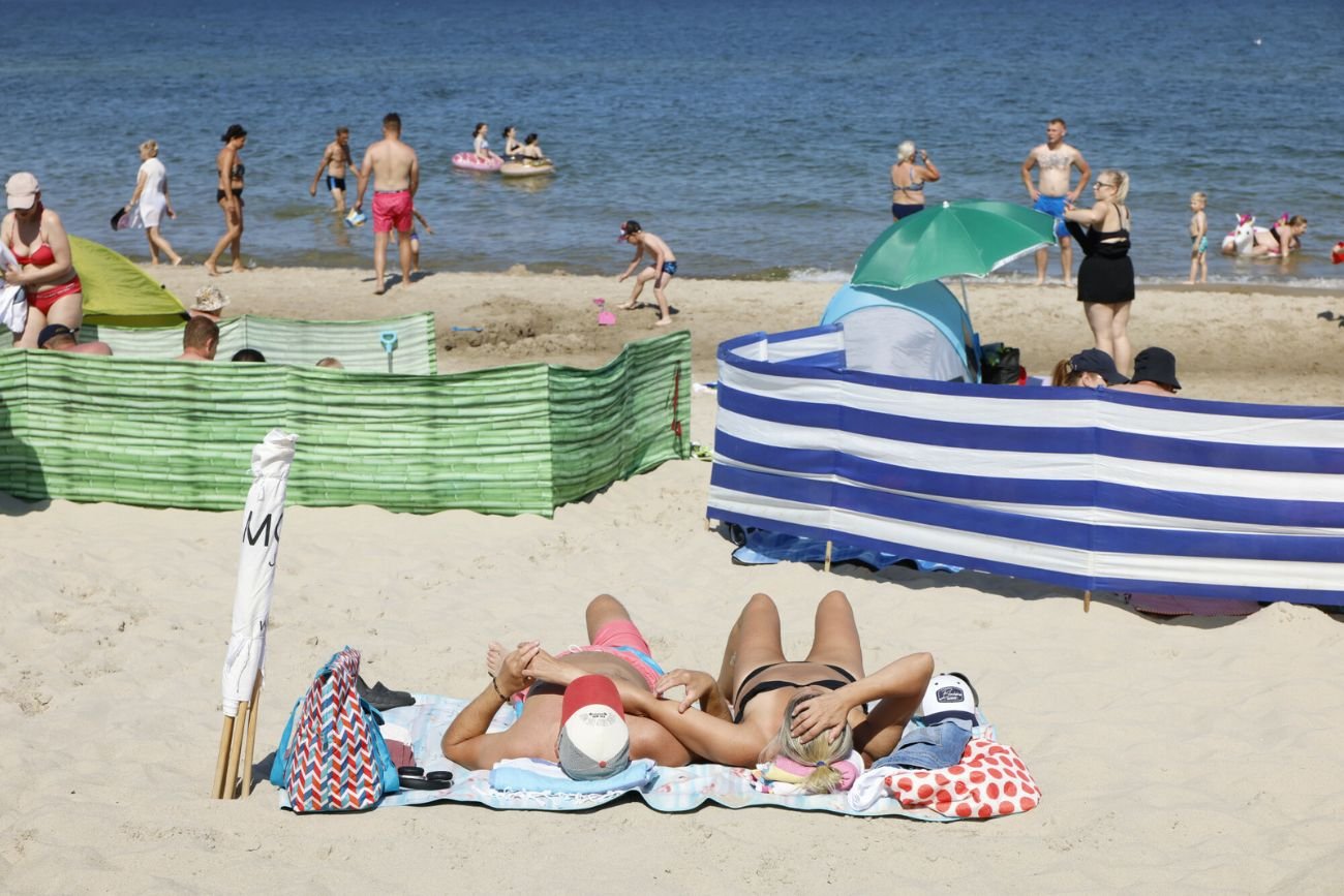 Parawany nad Bałtykiem to klasyka. Ale niewiele osób wie, że można za nie dostać mandat