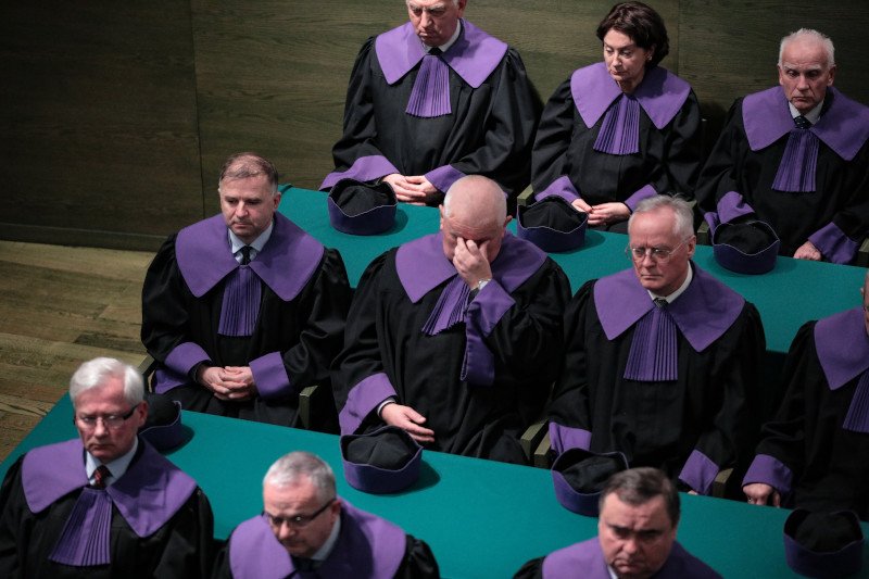 Po uchwale SN pierwsi sędziowie zrezygnowali z orzekania.