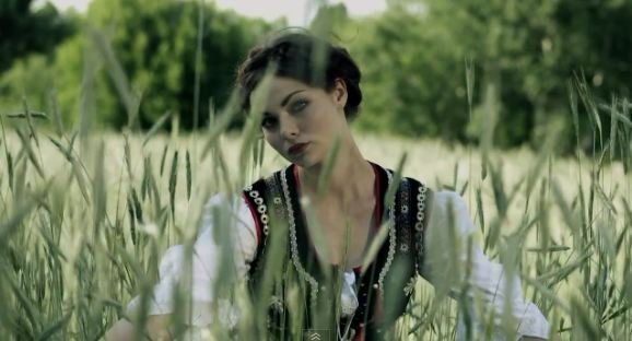 Kadr z teledysku "Nie lubimy robić" Donatana