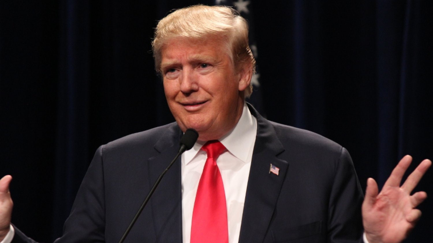 Do wizyty Donalda Trumpa w Polsce zostało kilka dni, a już wybuchła wojna o zaproszenia i spotkania.