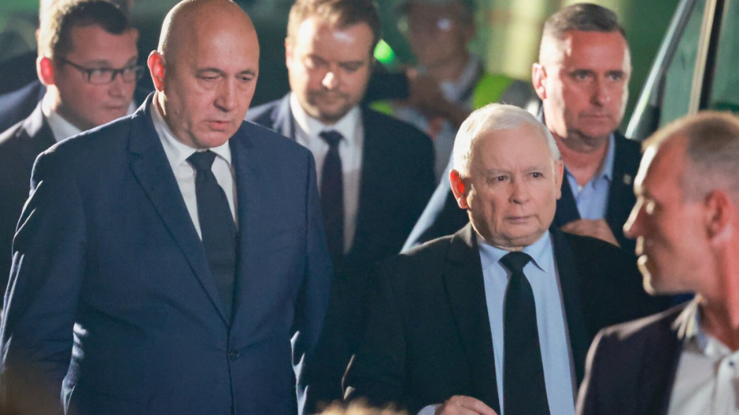Na pierwszym planie Joachim Brudziński i Jarosław Kaczyński
