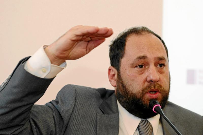 Internetowa aktywność profesora Hartmana zmierza ostatnio w dziwną stronę...