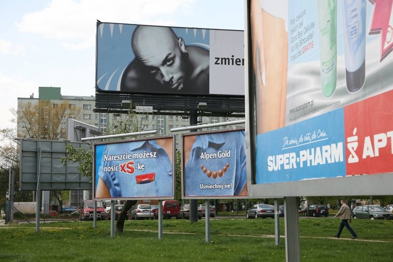 Uchwała krajobrazowa dotyczyła reklam w Warszawie.