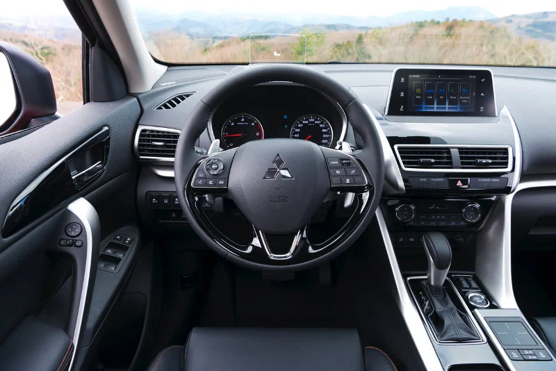 Kabina Mitsubishi Eclipse Cross