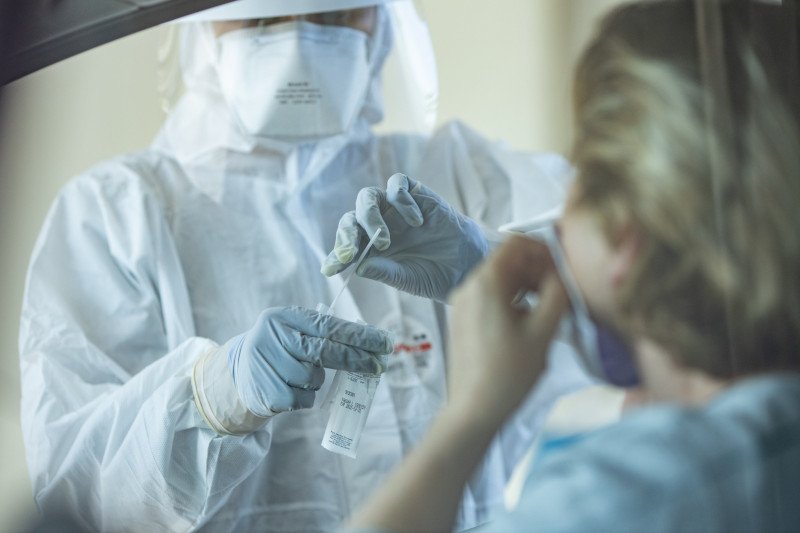 Jak Polska radzi sobie z pandemią? Według Chińczyków jesteśmy w niebezpiecznej stagnacji.