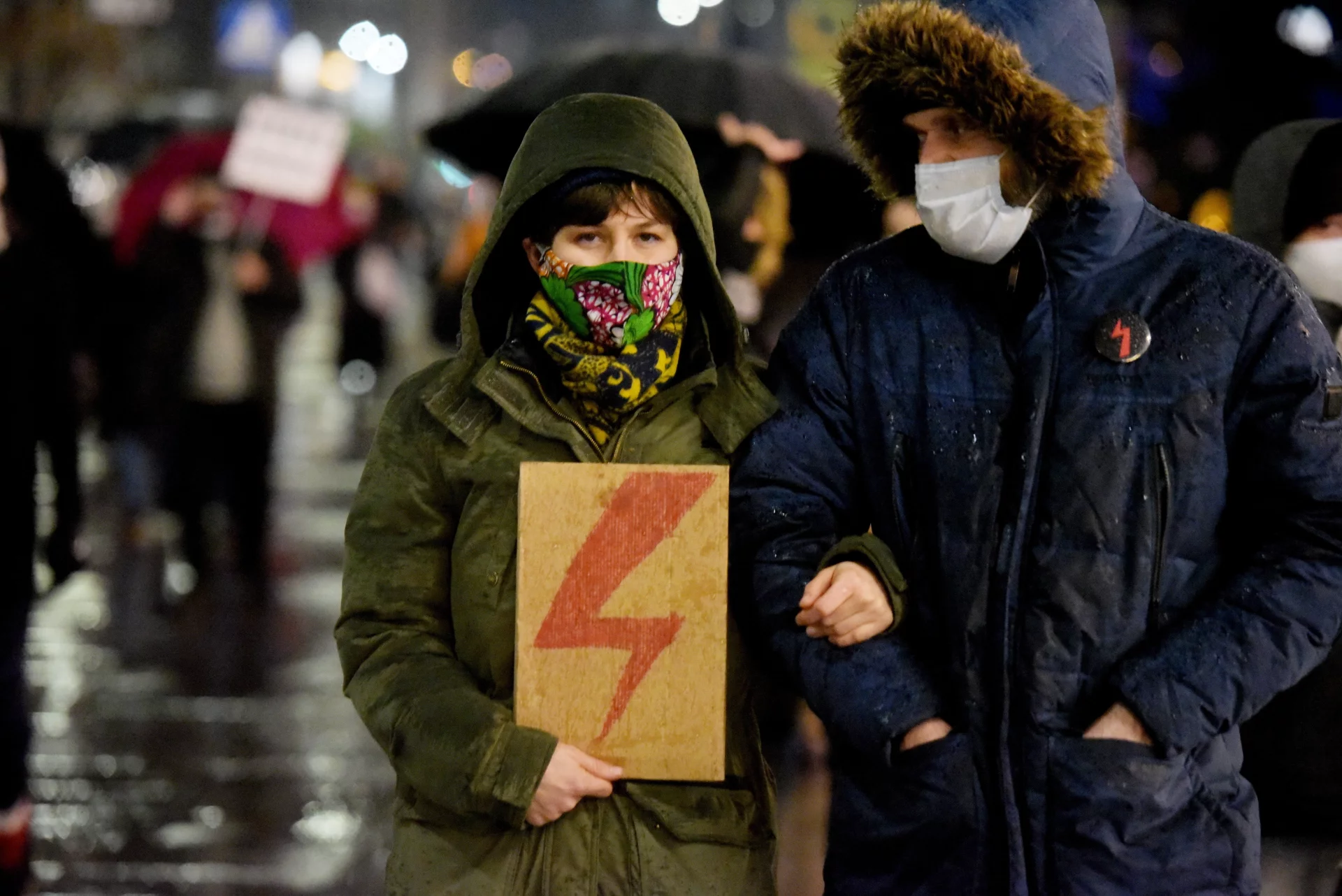 W ramach Ogólnopolskiego Strajku Kobiet na ulice polskich miast jednego dnia wychodziło do 430 tys. osób