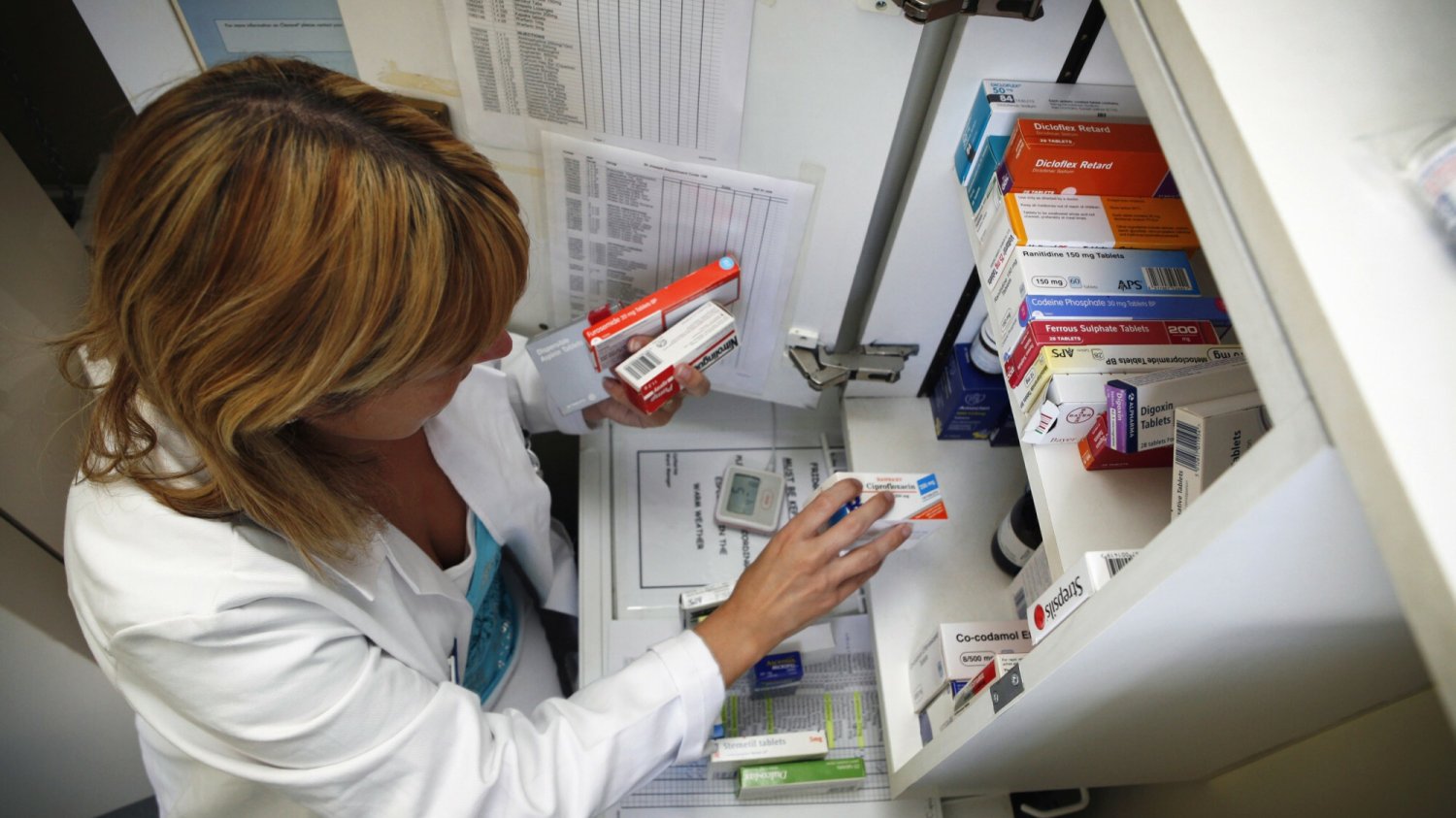 GIF wycofuje Gripblocker Express i Paracetamol Hasco z aptek. Dlaczego? Gripblocker Express i Paracetamol Hasco wycofanych ze sprzedaży. O które leki chodzi?