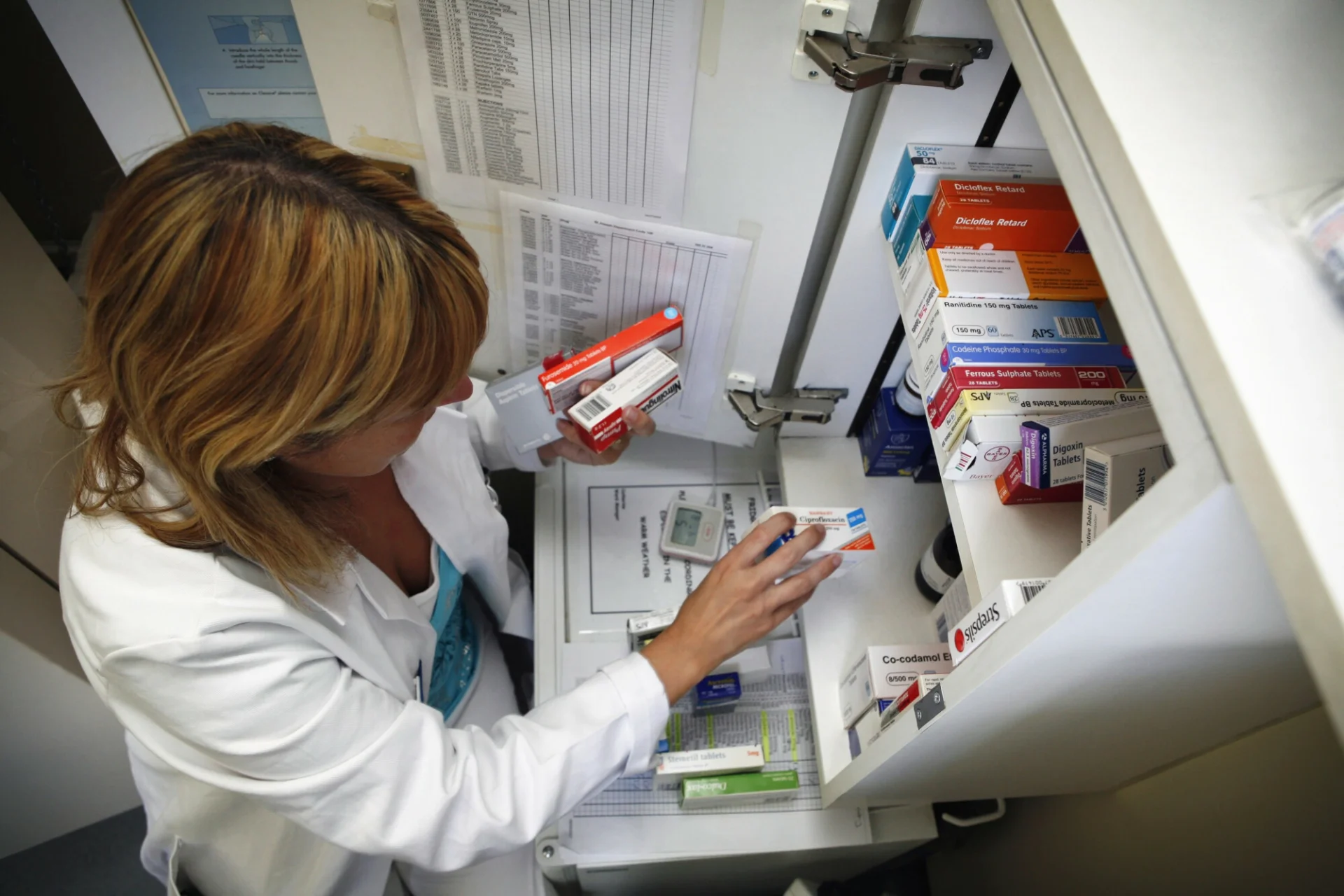 Gripblocker Express i Paracetamol Hasco wycofanych ze sprzedaży. O które leki chodzi?