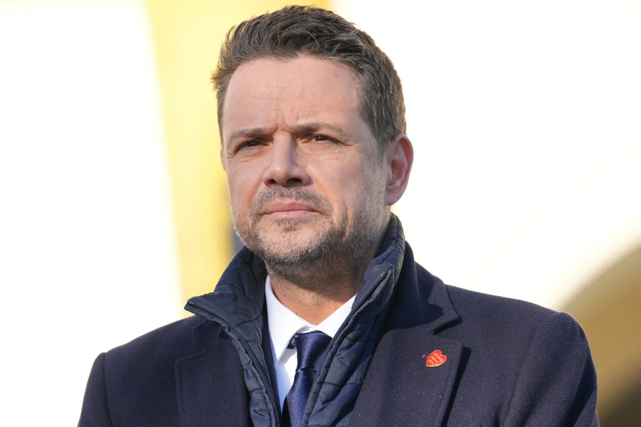 "Coś faktycznie się zmieniło". Eksperci mówią nam, co jest nie tak z mową ciała Trzaskowskiego Co się dzieje z Rafałem Trzaskowskim? Oni przeanalizowali jego mowę ciała
