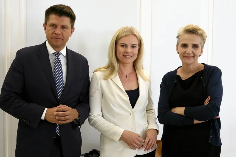 Partia Teraz przystępuje do Koalicji Europejskiej.