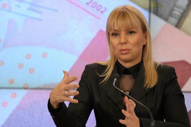 Wciąż trwa burza wokół słów minister Bieńkowskiej? Ale czy jej szczerość ostatecznie się jej nie opłaci?