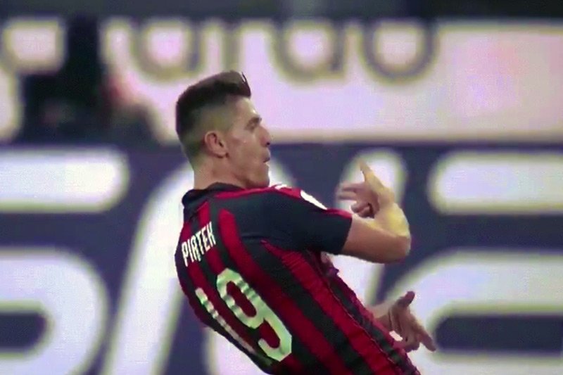 Krzysztof Piątek strzelił 2 bramki Napoli.